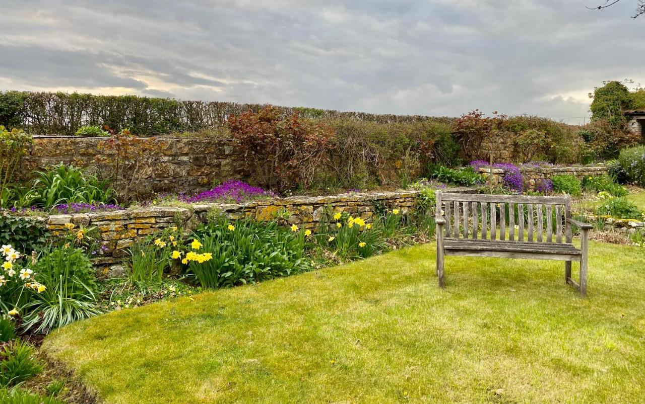 The Grange Bed & Breakfast North Cadbury Bagian luar foto